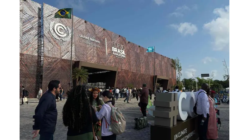 África trava negociações da Meta Global de Adaptação na COP30 e pressiona prioridade do Brasil