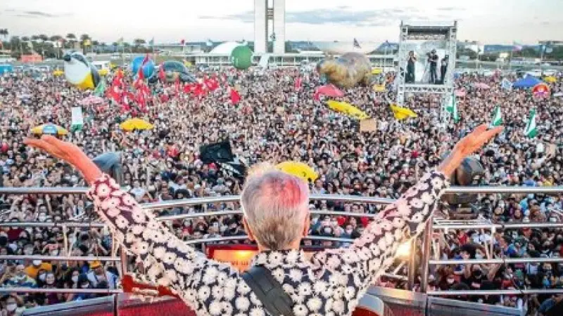 Ato pela Terra: brasilienses se unem a protesto contra 'Pacote da destruição'