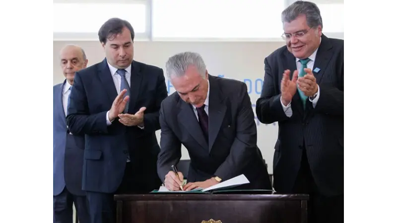 Brasil ratifica Acordo de Paris sobre o clima