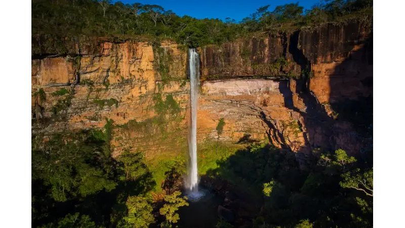 Chapada dos Guimarães, MT - Uma Área Frágil sob Forte Pressão