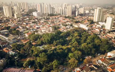 Muito Além do Verde: Como o CEP e o gênero definem nossa conexão mental com a natureza