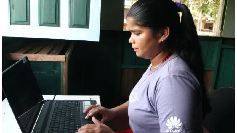 Energia solar leva internet a populações isoladas do Amazonas