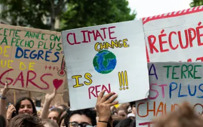 França anuncia plano para neutralidade de carbono até 2050 em meio a protestos de ONGs ambientais