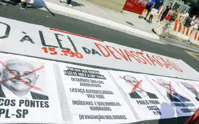 Ambientalistas protestam em todo o Brasil contra a Lei 15.190/2025, o “PL da Devastação”