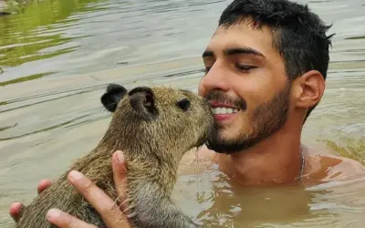 O Menino e a Capivara - Uma linda história de amor?