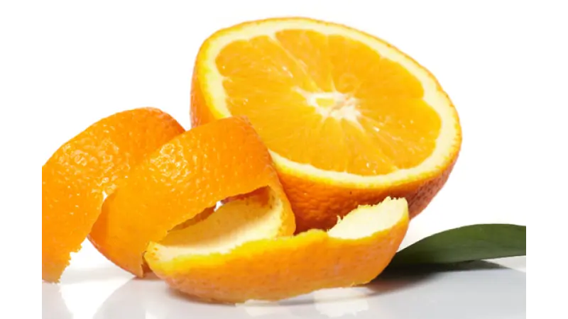 Uso de substância da casca da laranja pode limpar solos contaminados